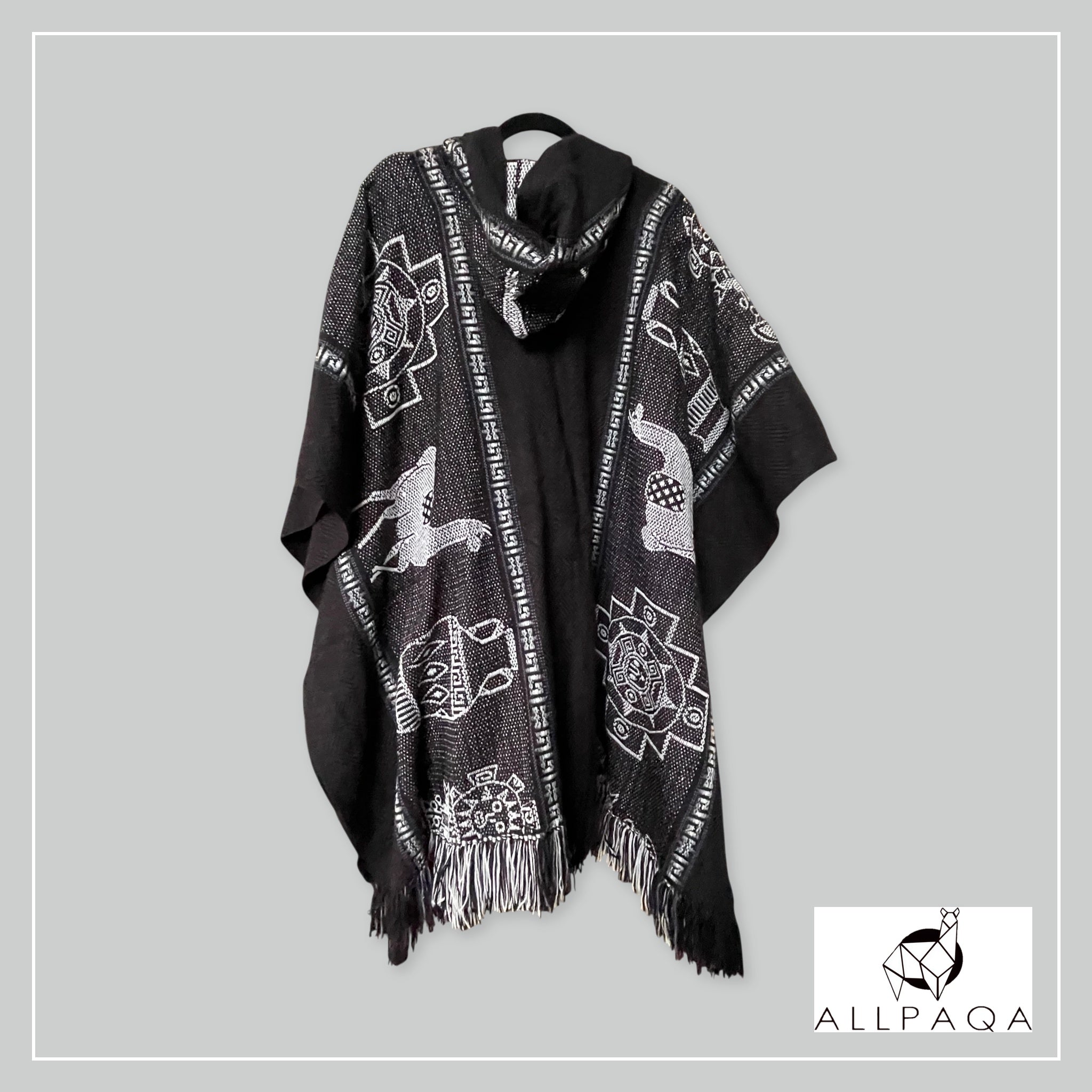 Handmade alpaca poncho in grey with alpaca pattern