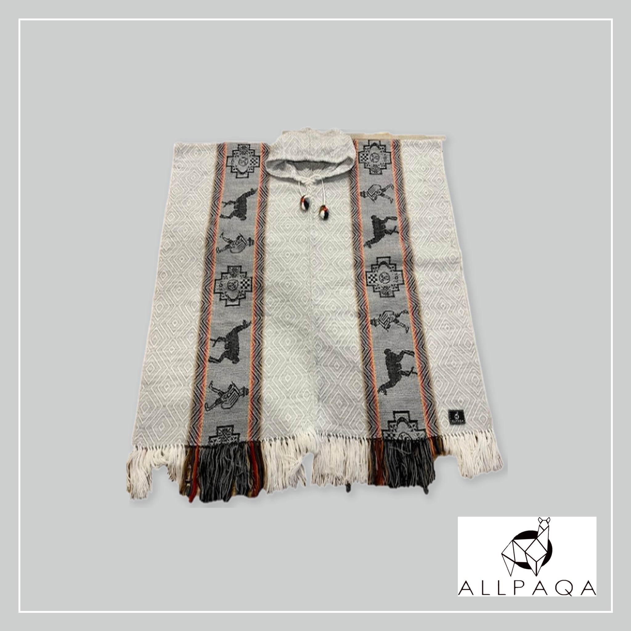 Patterned Poncho - Cream with Alpacas