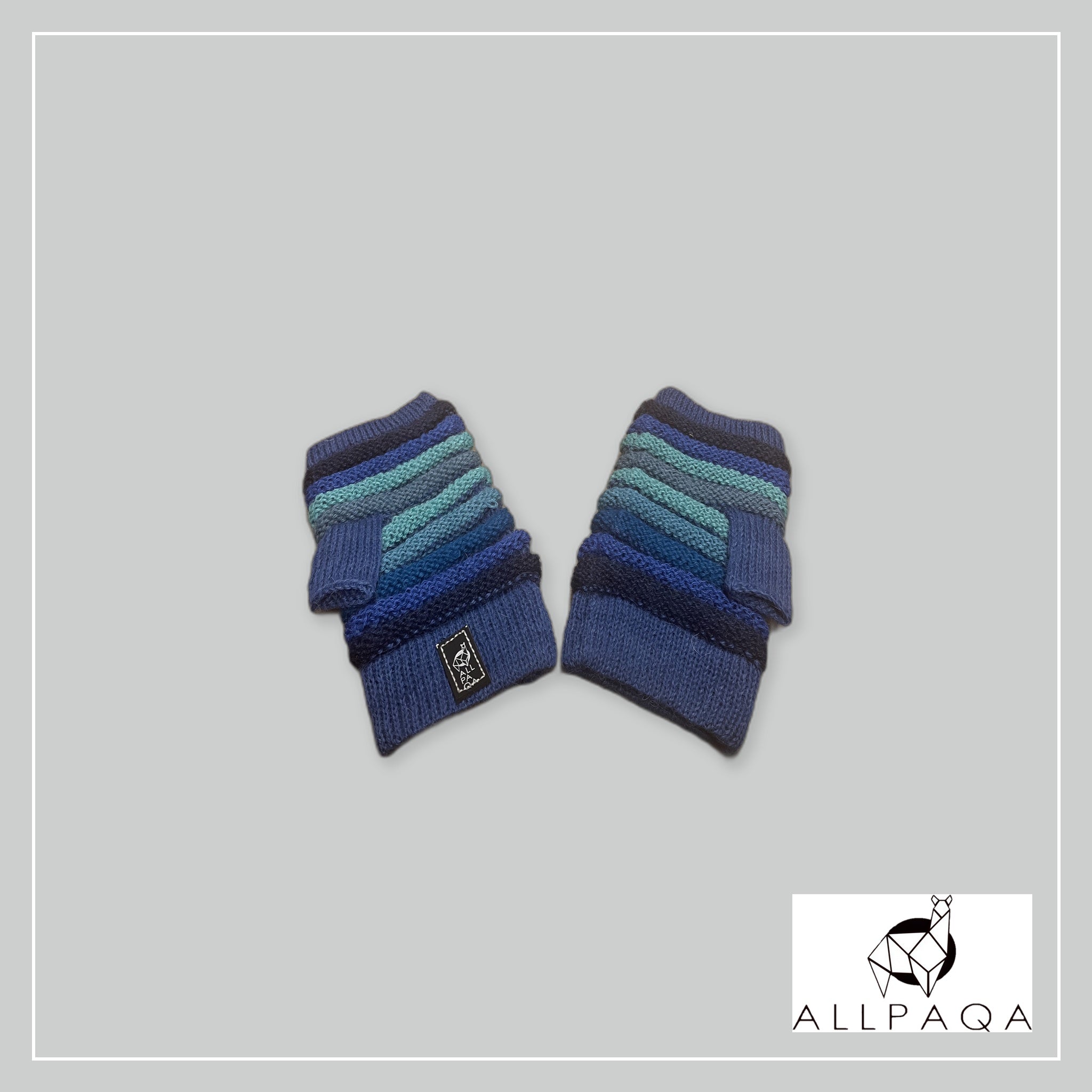 Fingerless glove (thicker) - Light blue