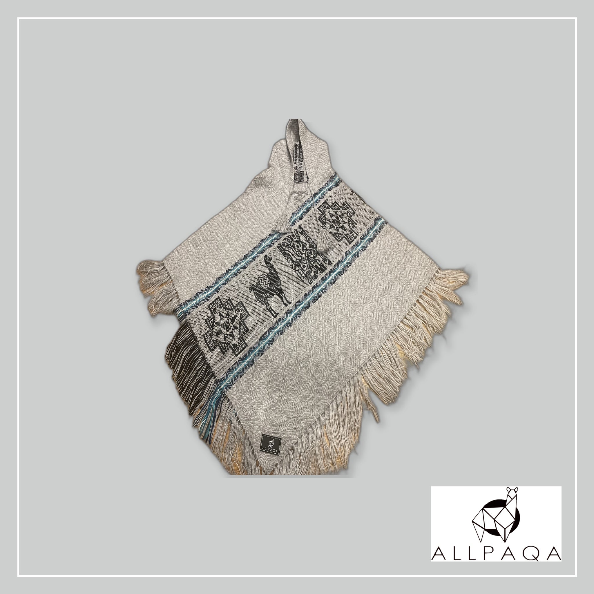 Triangular poncho - Gray with alpacas
